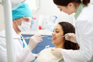 tooth extraction recovery process & emergency dental appointments